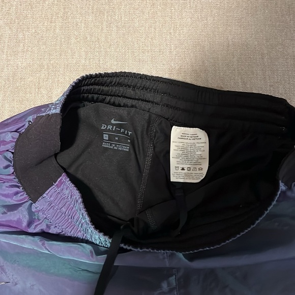 Nike Tempo Lux 2-1 running shorts Sz M - Picture 2 of 5